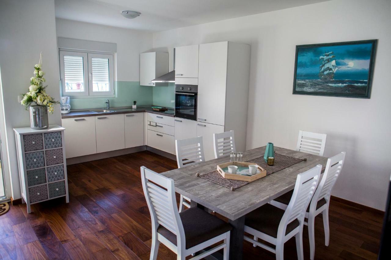Apartment'S Tea & Nevio Split Eksteriør billede