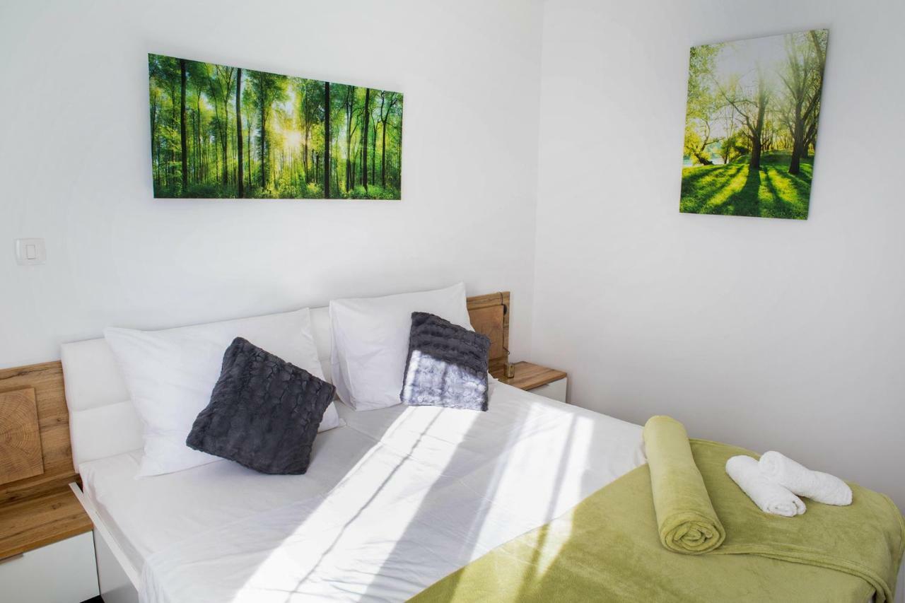 Apartment'S Tea & Nevio Split Eksteriør billede